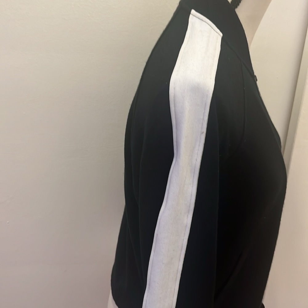 Ugg Sweater - image 4